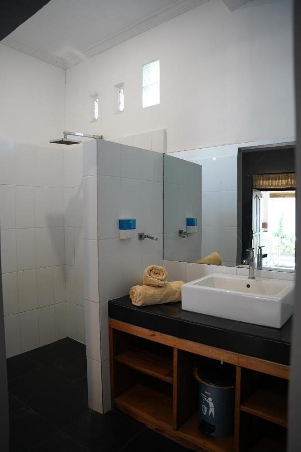 Rasti 2 Homestay Kuta  Exterior photo